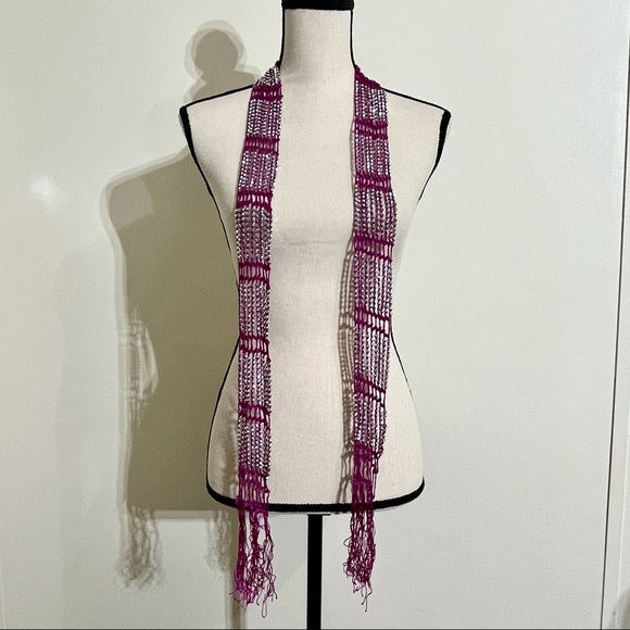 Beaded crochet fringed scarf / belt - Magenta - Picture 4 of 8